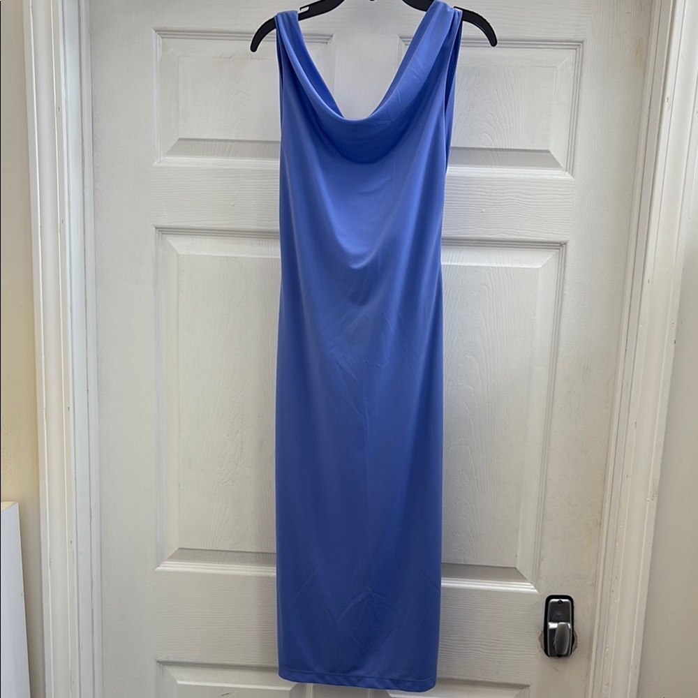 Elegant Blue Sleeveless Dress